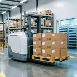 электрический перевозчик паллет Aurora CBD20R на складе ответственного хранения